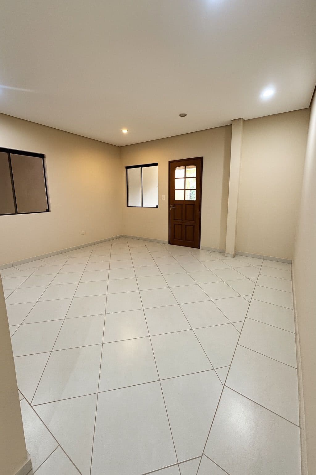 En venta – casa en barrio mariscal estigarribia Asunción, foto 3