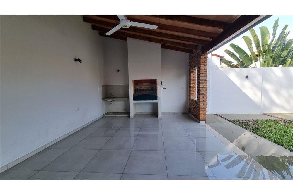 Casa a estrenar en lambare zona arete, foto 4
