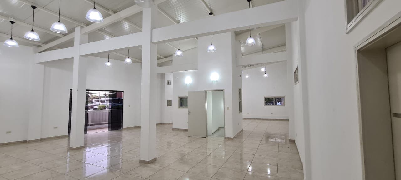 Amplio salón p/ oficinas sobre avda. Fdo. De la mora en Asunción, foto 5