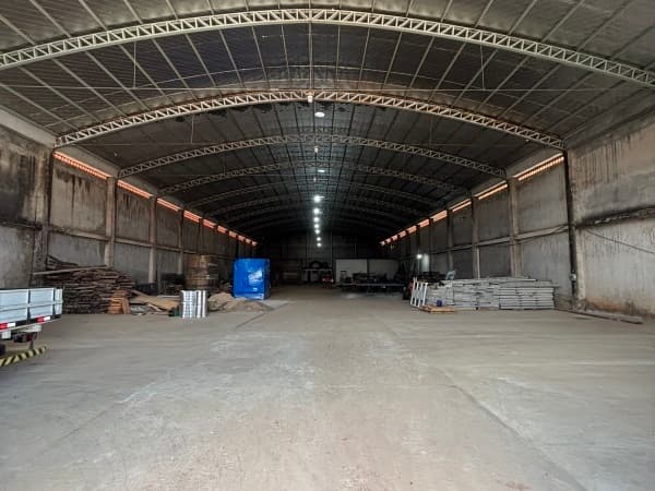 Deposito de 1.600m2 en alquiler - barrio pablo rojas, foto 1