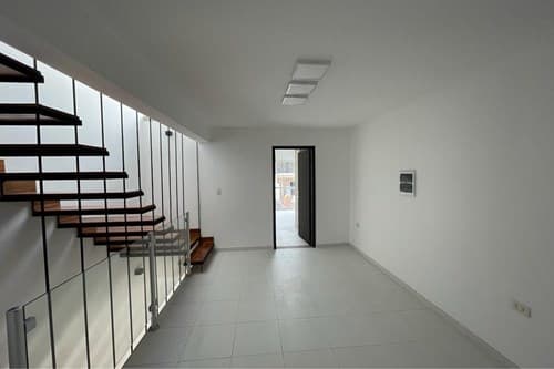 Vendo triplex en lambare
