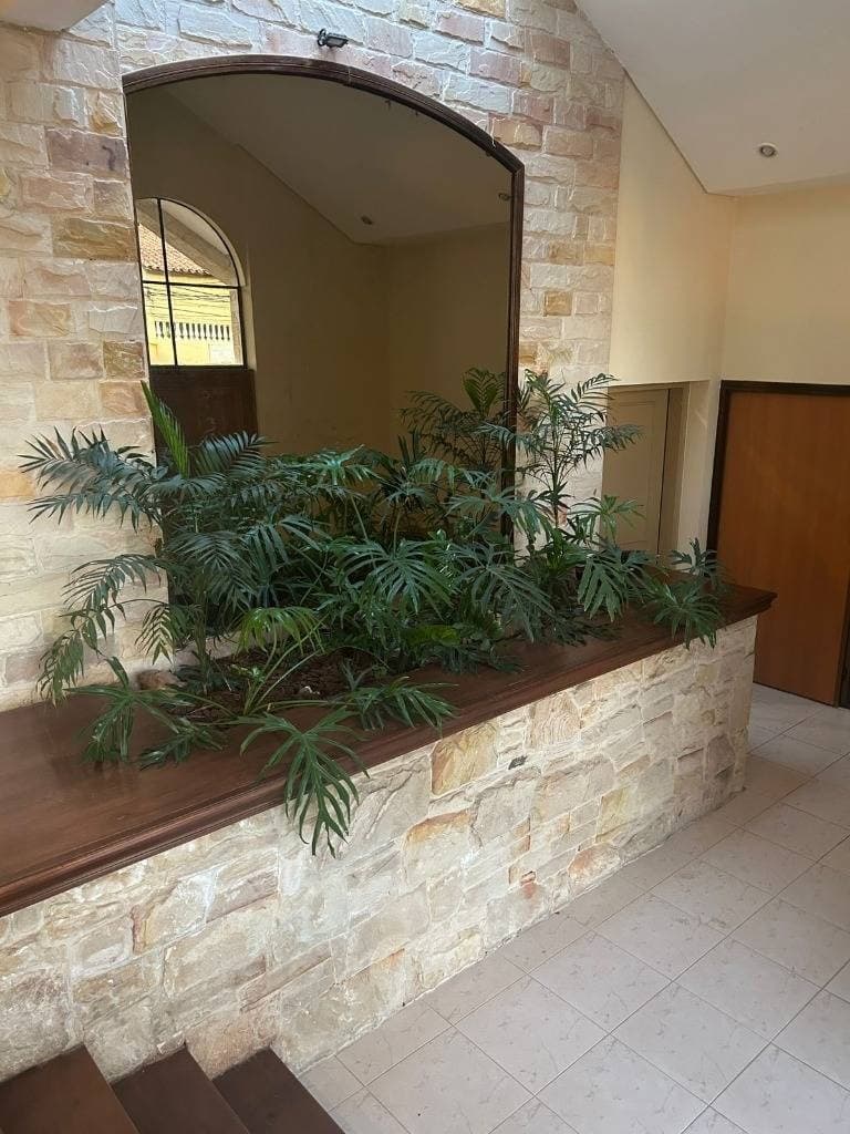 Hermosa Residencia En Alquiler- Barrio Jara — foto 2