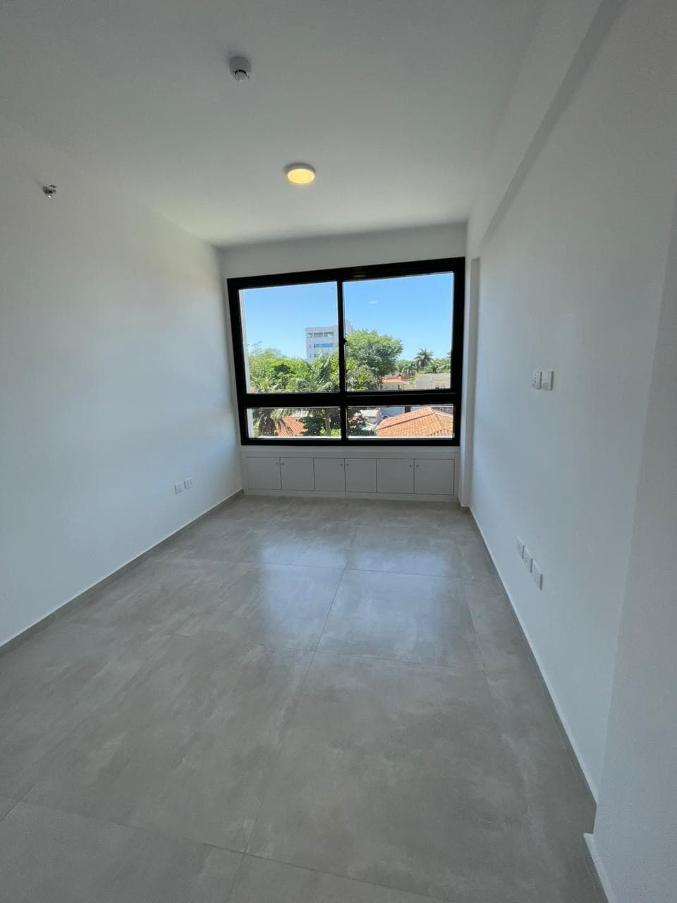 Departamento de 3 dormitorios en alquiler - Villa Morra, foto 2