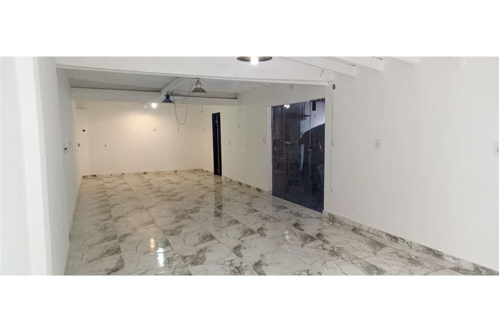 Local Comercial - Alquiler - San Cristóbal, Paraguay, foto 2