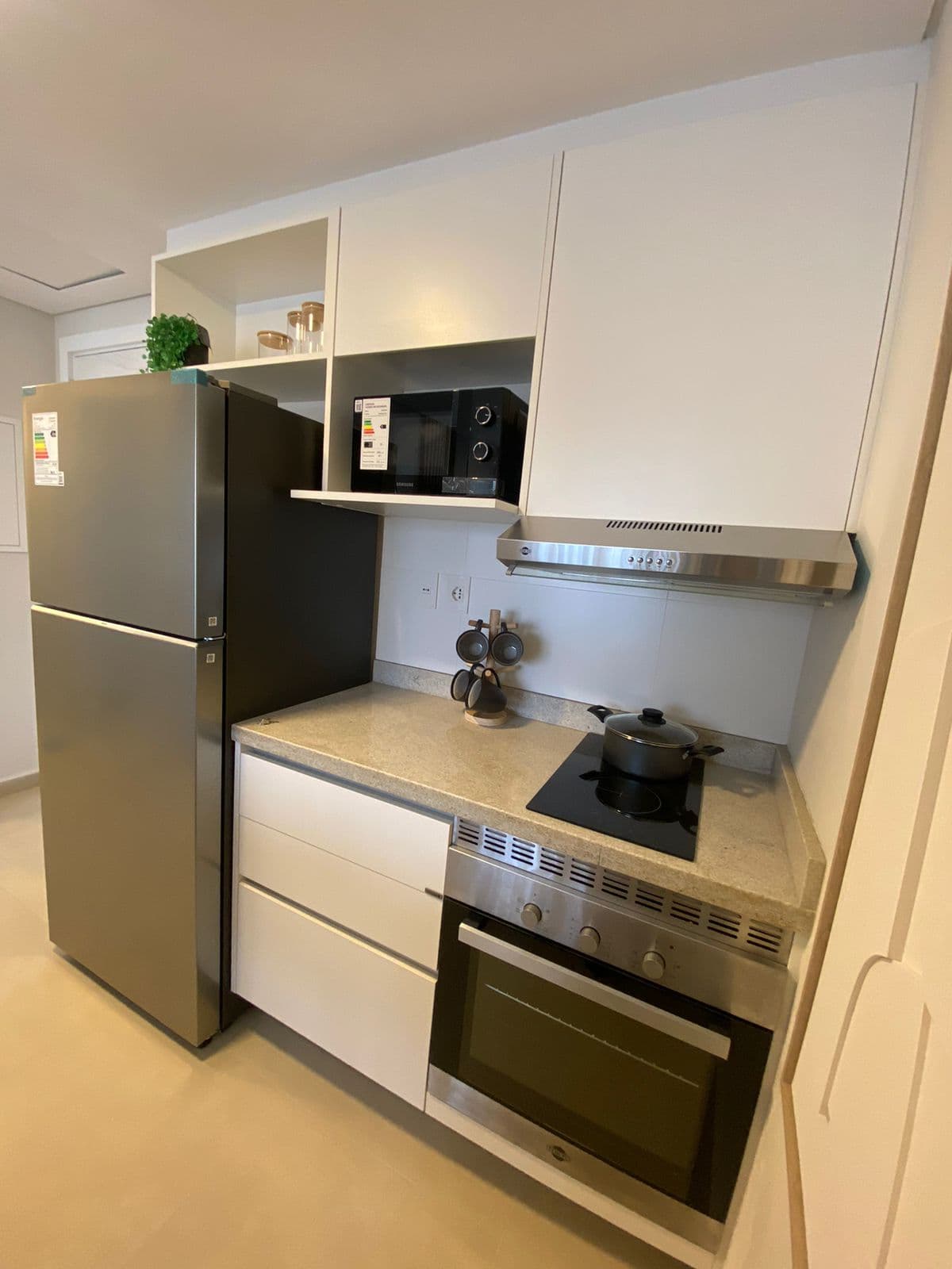 Hermoso departamento en pozo Mariano Roque Alonso, foto 3