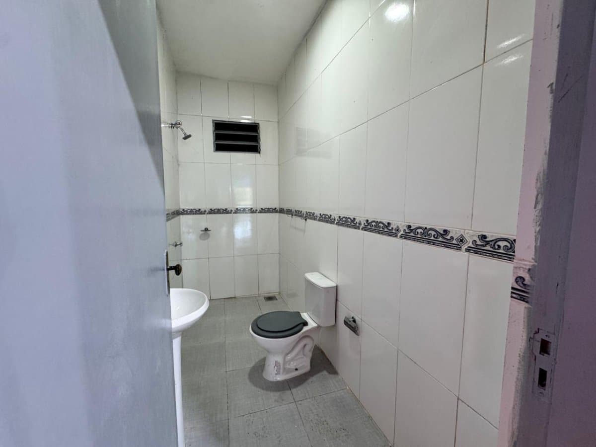 Salón comercial en barrio panambi vera, foto 2