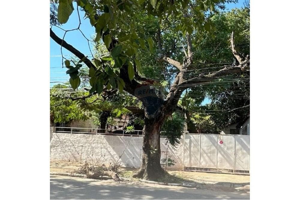 Vendo terreno sobre Avda Brasilia