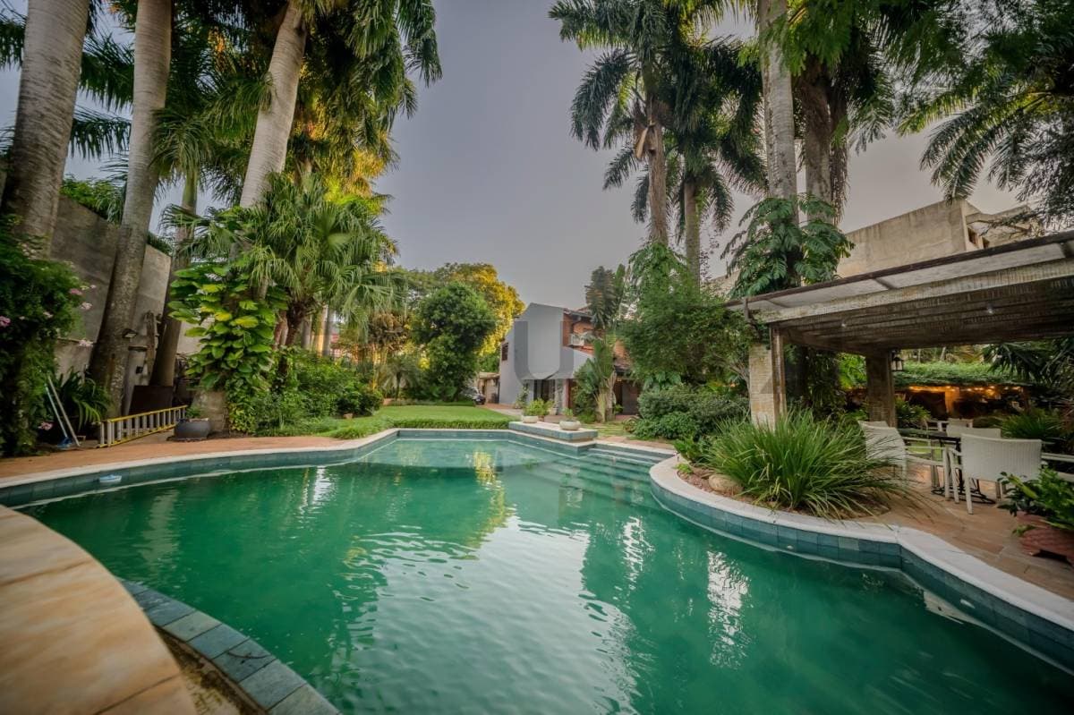 FOR SALE 4 Bedroom Luxury House in Asunción, Mcal Estigarribia