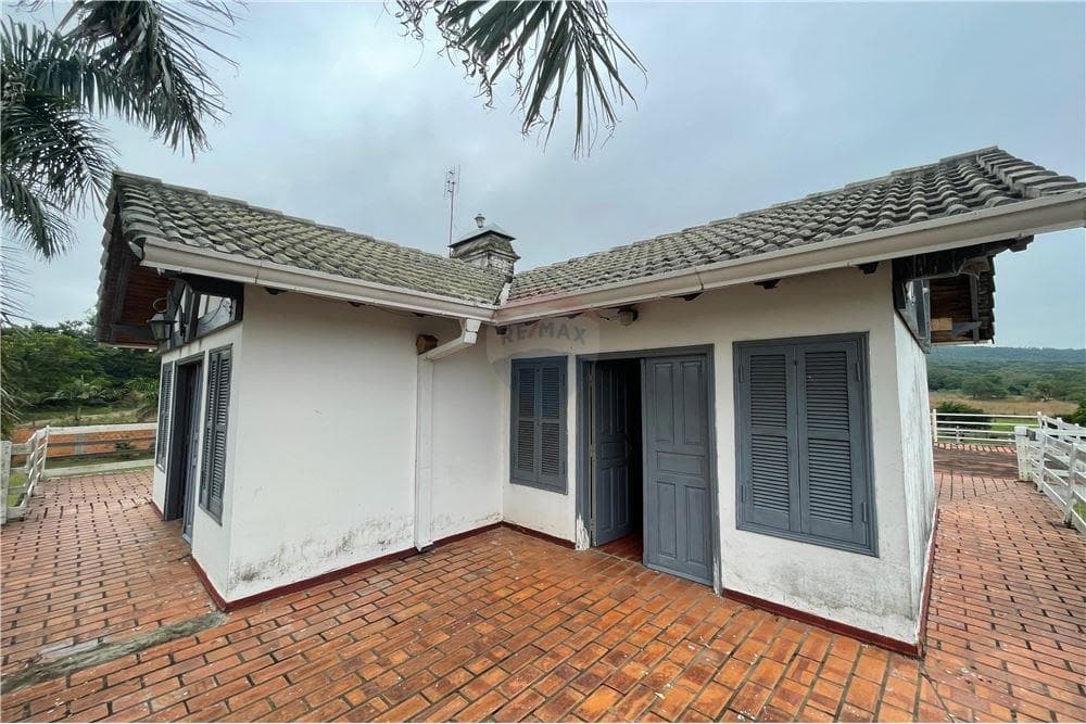 Amplia casa quinta con hermosa vista en ypacarai, foto 3