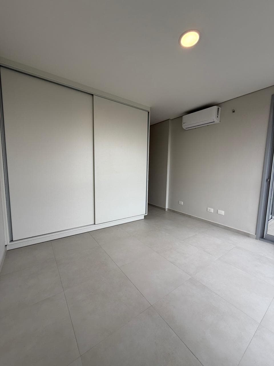 Av. Molas lópez - en alquiler y venta departamento de 2 dormitorios, foto 5