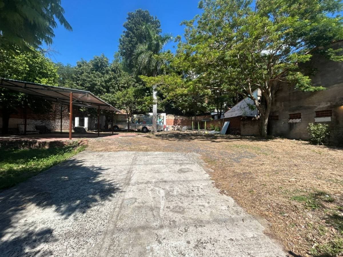 Importante terreno en Villa Morra, Asunción - id 31222, foto 1