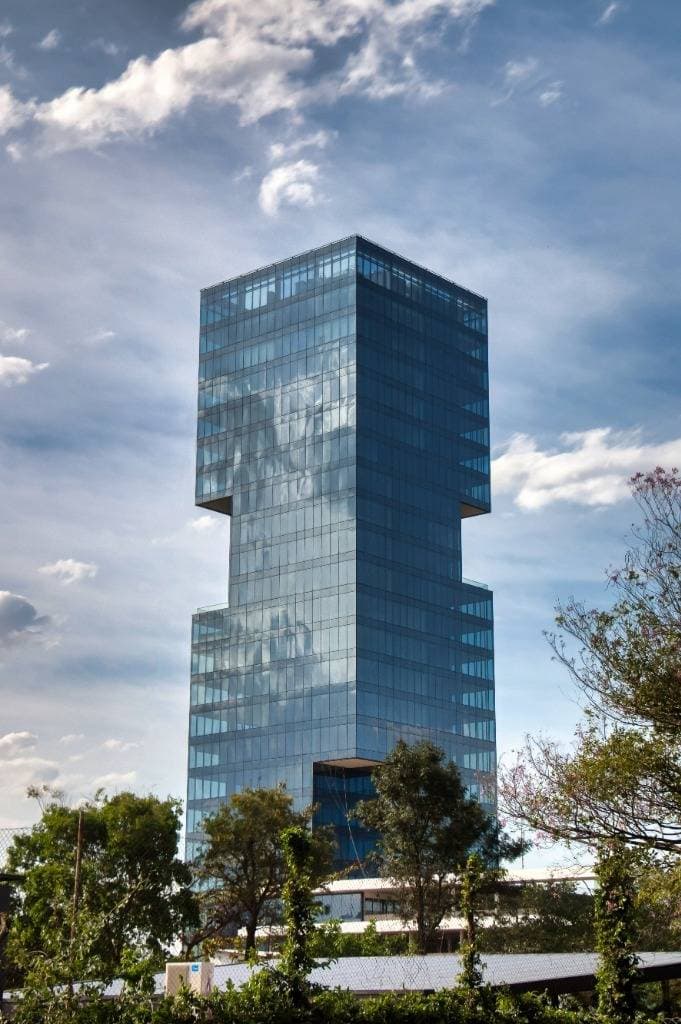 Alquilo oficina corporativa en go tower business center