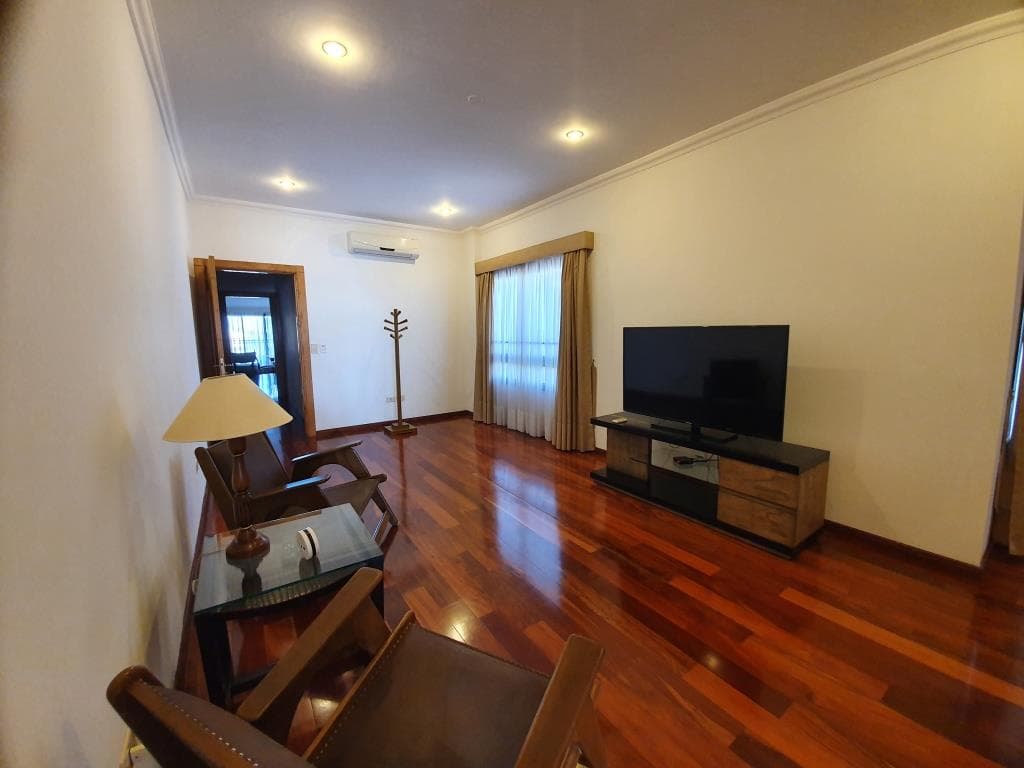 Amplio Departamento de 243 m2, Zona Ykua Sati - CLAP7106027, foto 1