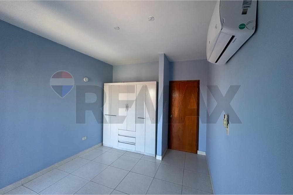 Departamento - Alquiler - San Lorenzo, Paraguay — foto 2