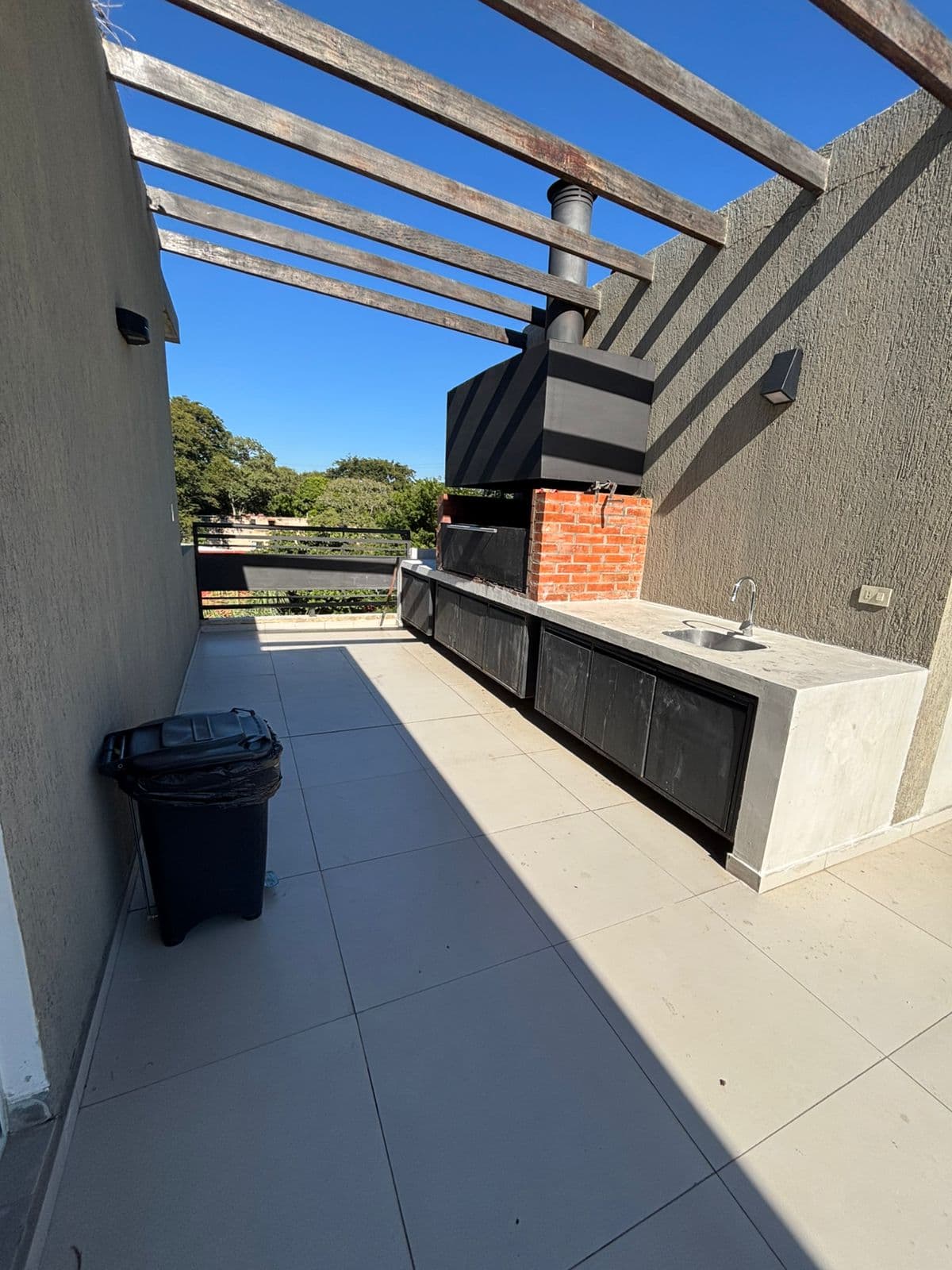 Departamento en alquiler de 2 habitaciones en lambare — foto 4