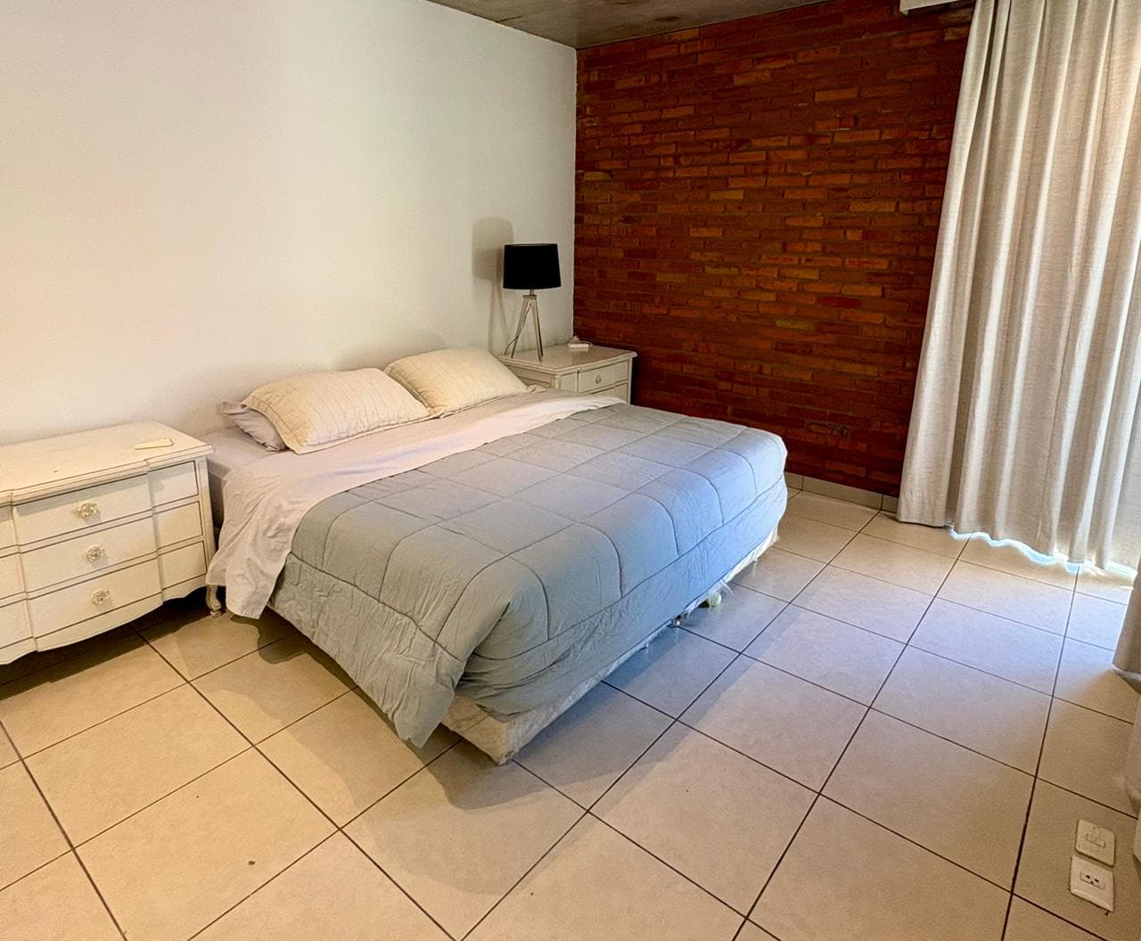 Amplio Departamento 1 Dorm Con Cochera En Recoleta — foto 2