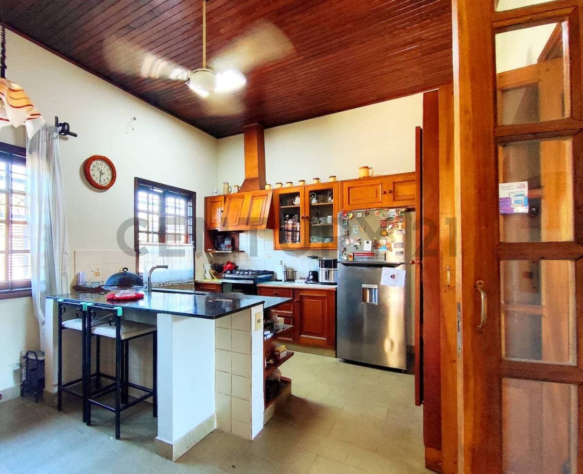 Casa en esquina con ubicación privilegiada!, foto 3