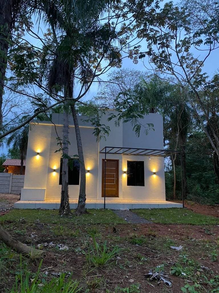 Vendo casa de 2 dormitorios en Luque