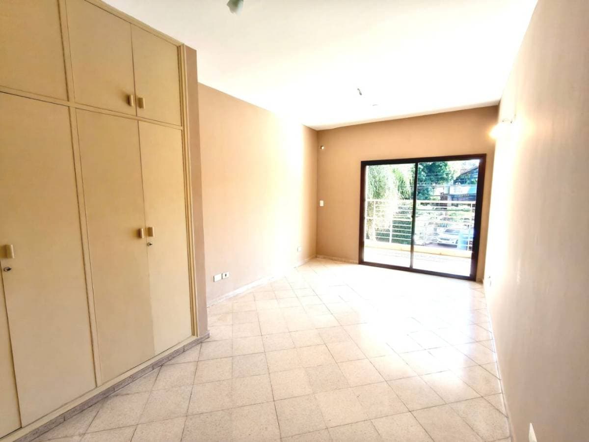 En alquiler departamento de 3 habitaciones — foto 4