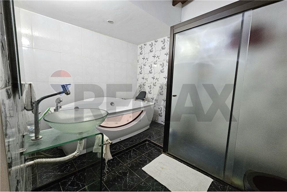 Moderna residencia de 2 niveles - barrio mbokayaty, foto 5
