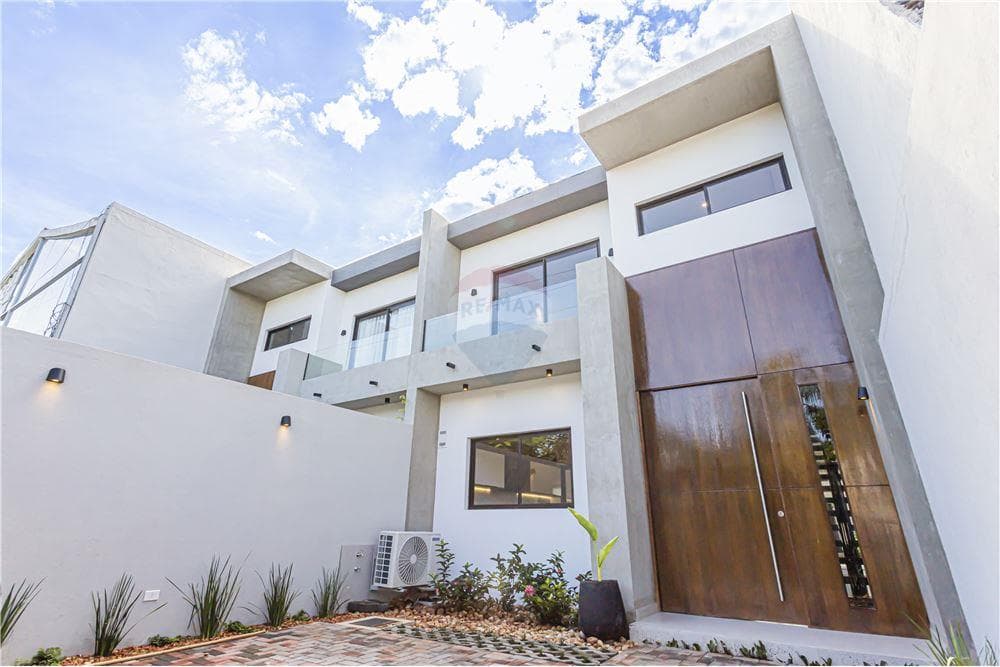 ✨dúplex premium y minimalista con piscina a estrenar en barrio Carmelitas✨