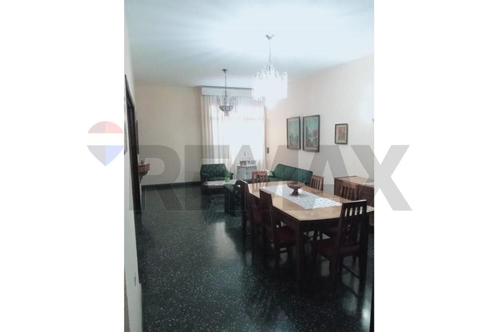 Casa de Dos Plantas en Venta - Barrio Pettirossi, foto 2