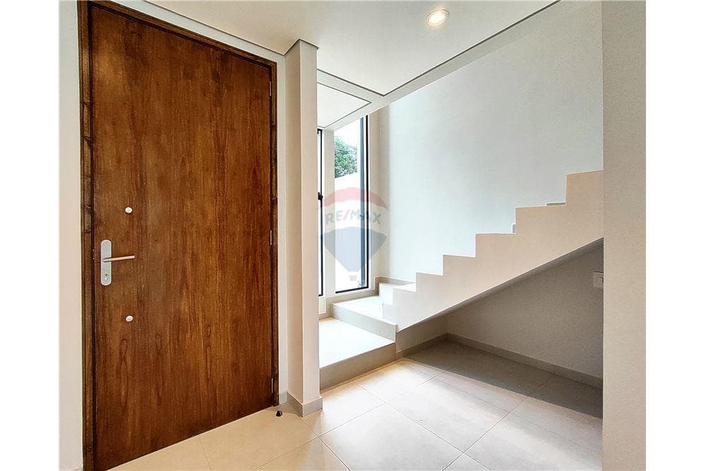 En venta duplex en loma merlo, foto 2