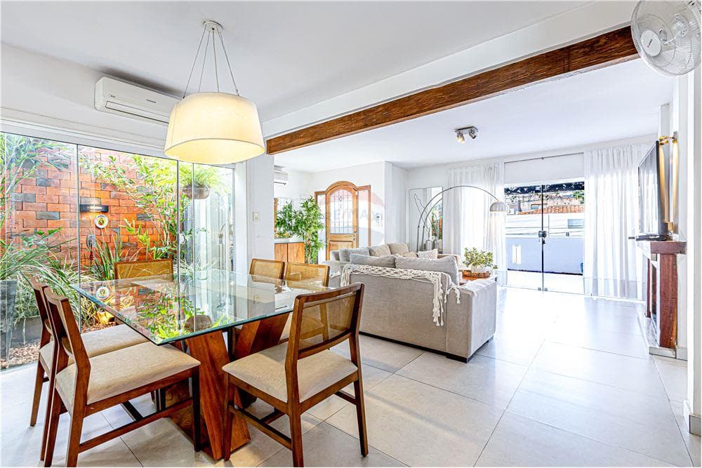Casa en Planta Baja en Villa Morra por 300.000 USD, foto 2