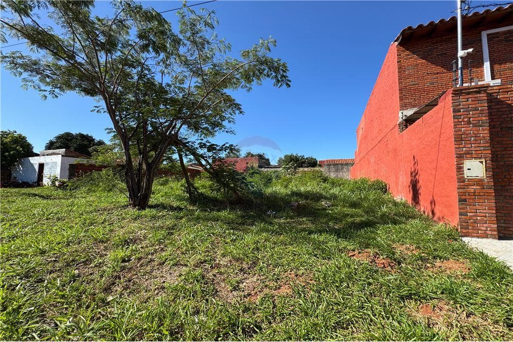 Terreno en Luque a mts de las residentas, foto 1