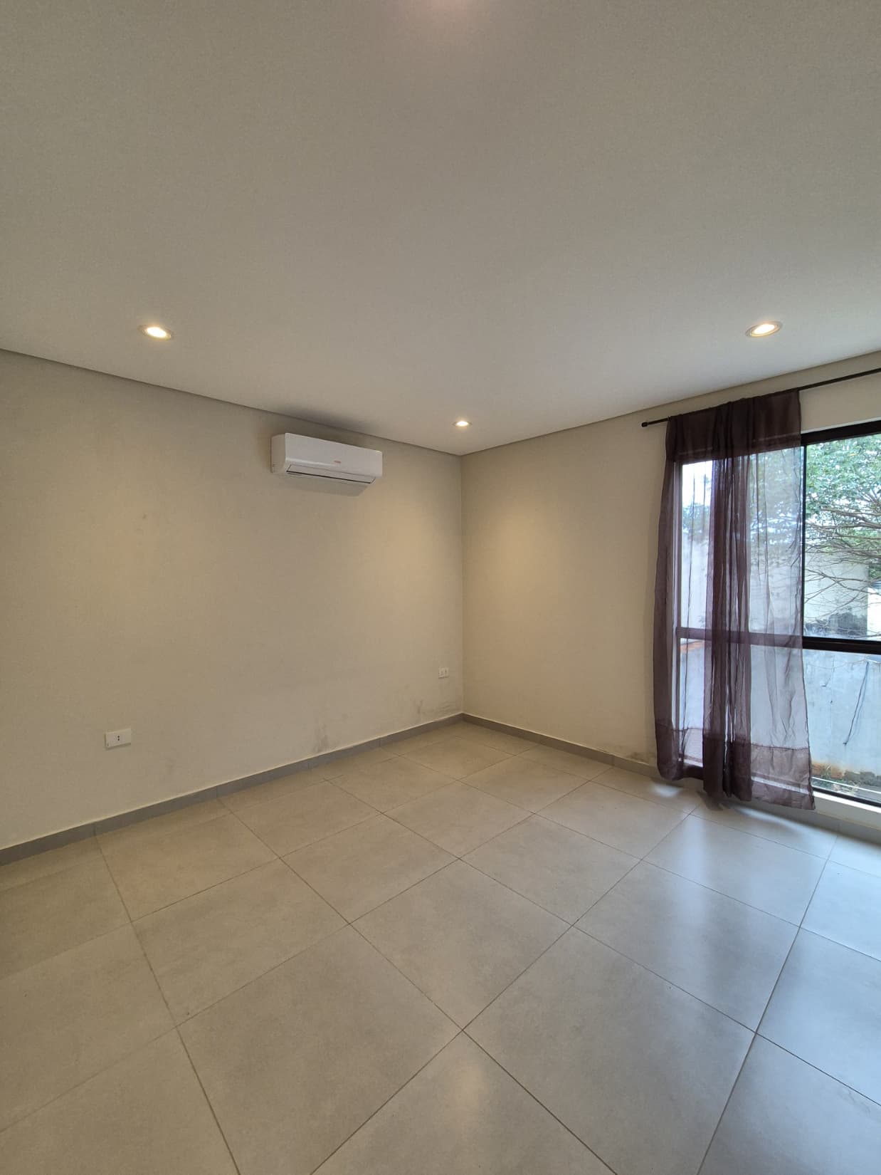 En alquiler duplex zona conmebol en cul de sac*, foto 2
