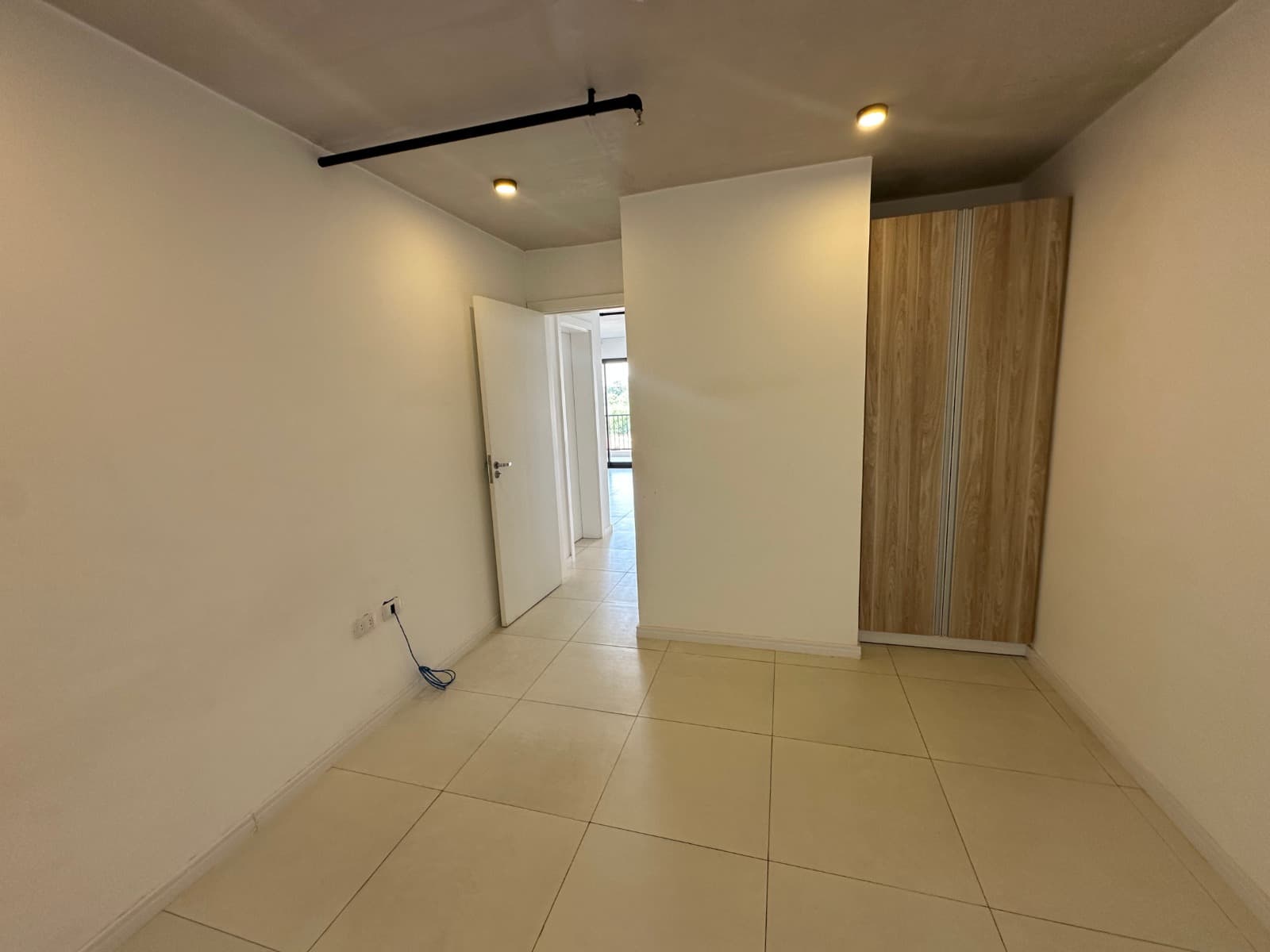 Departamento de 2 dormitorios zona sanatorio americano - Las Mercedes, foto 3