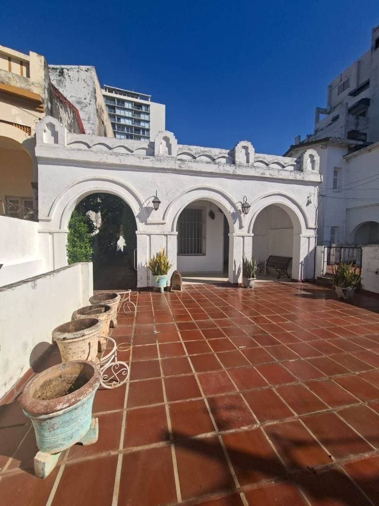 Casa / oficina en alquiler - barrio general díaz, foto 1