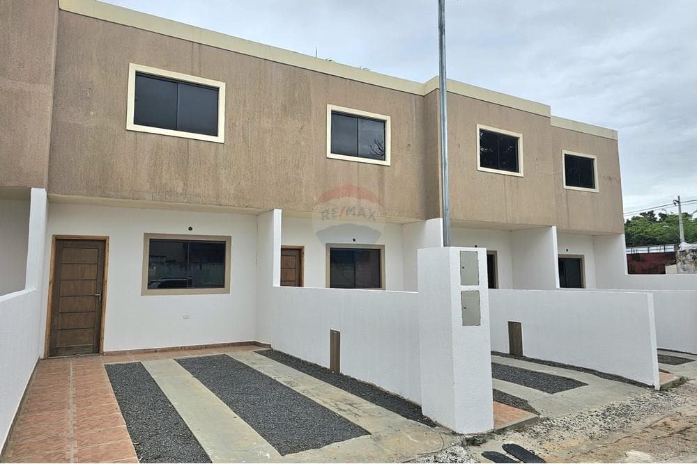 Duplex de 2 y 3 habitaciones zona nanawa, foto 2