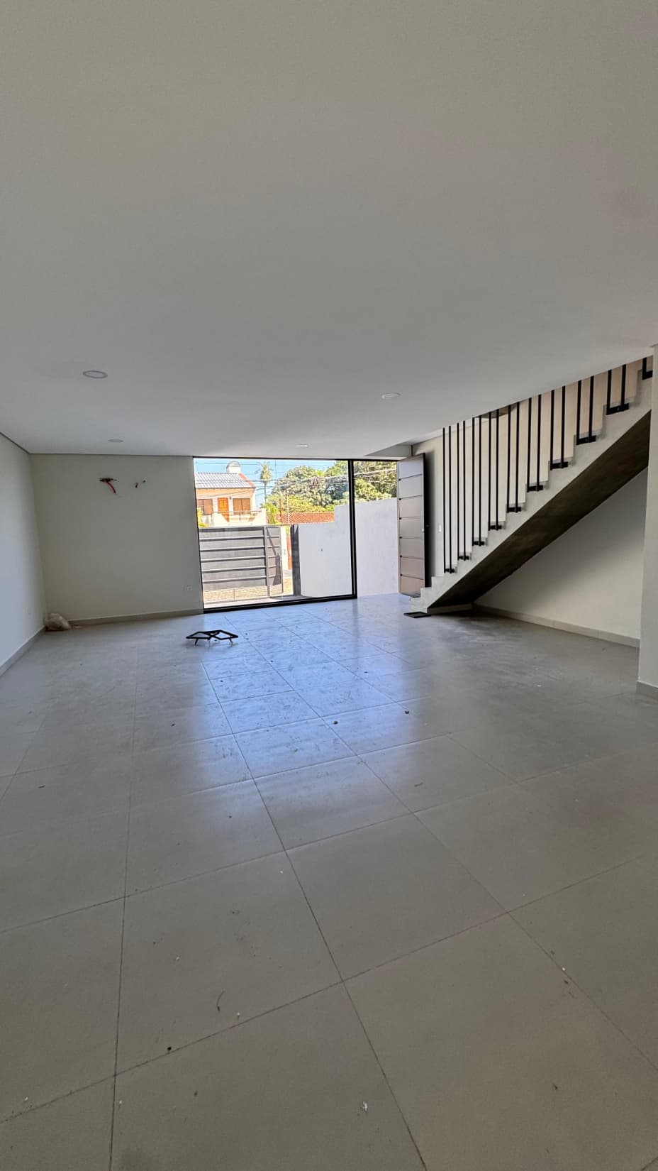 Lujoso duplex a estrenar en lambare zona bruno guggiari — foto 2