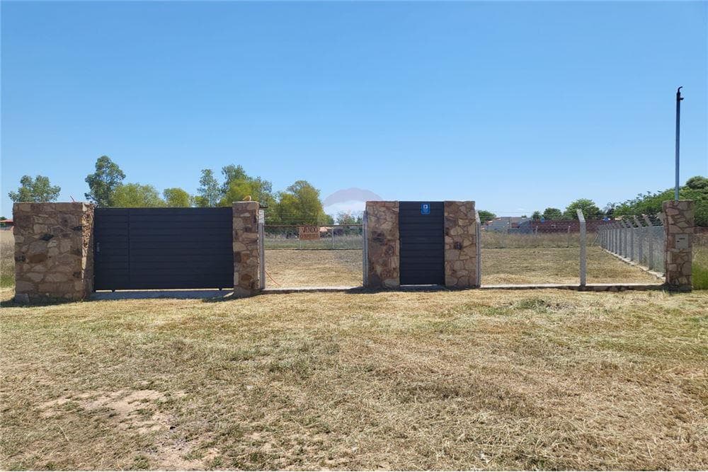 Vendo terreno de 787m2 en puerta del lago