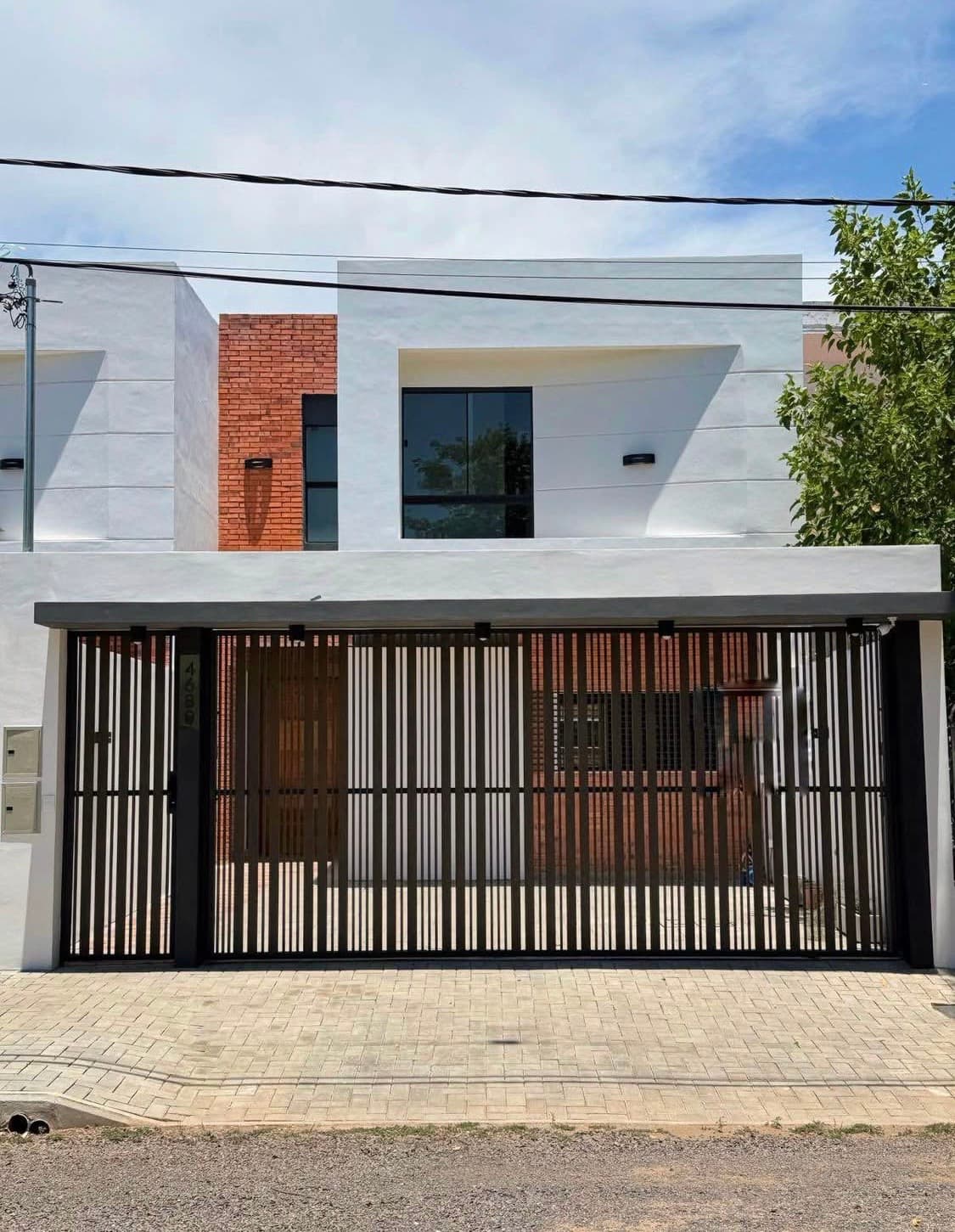 Alquilo ampla casa en Asunción