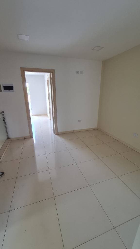 Duplex De 3 Habitaciones En Loma Pyta, foto 3