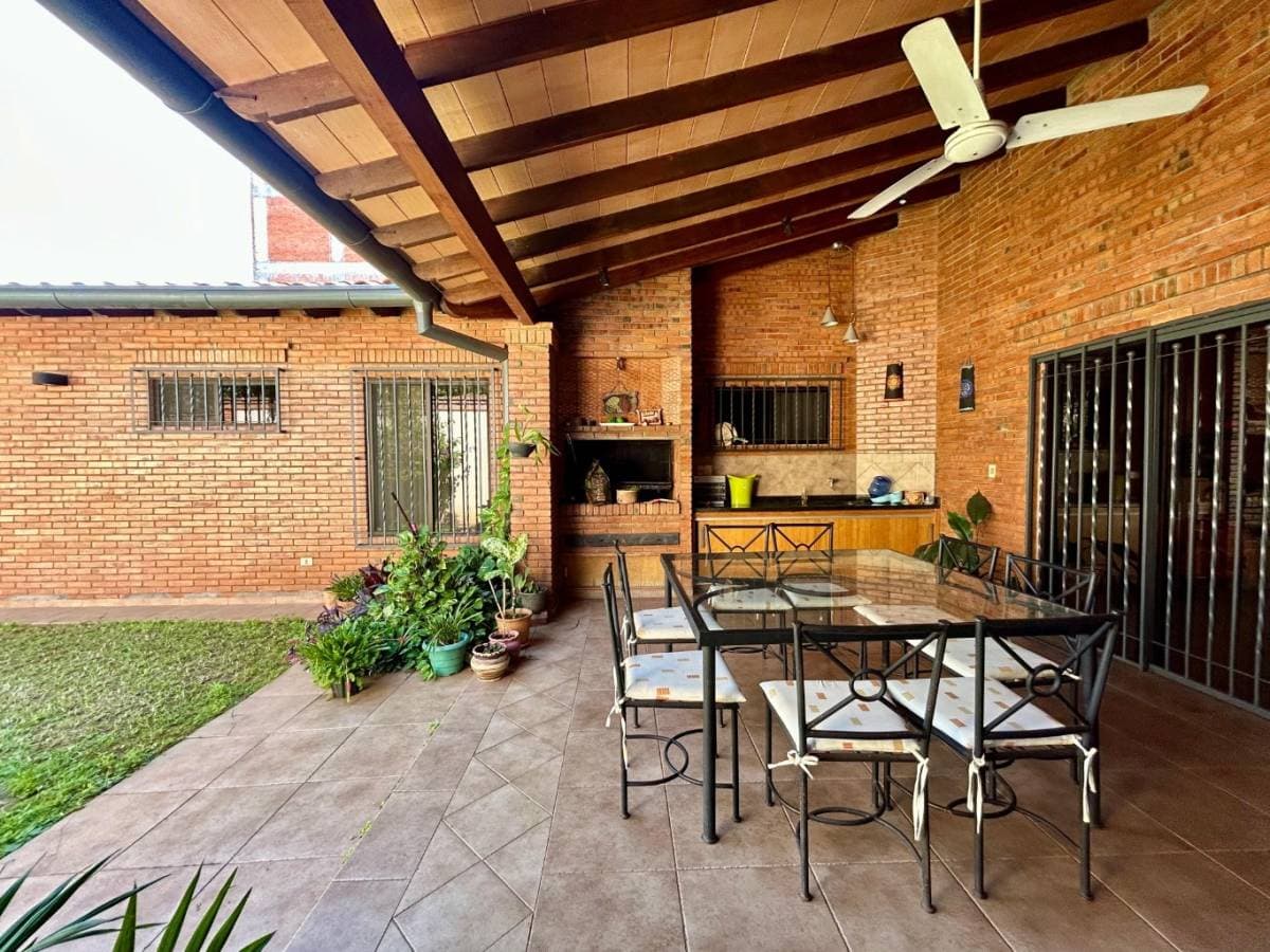 Casa en alquiler – Barrio Herrera, foto 4