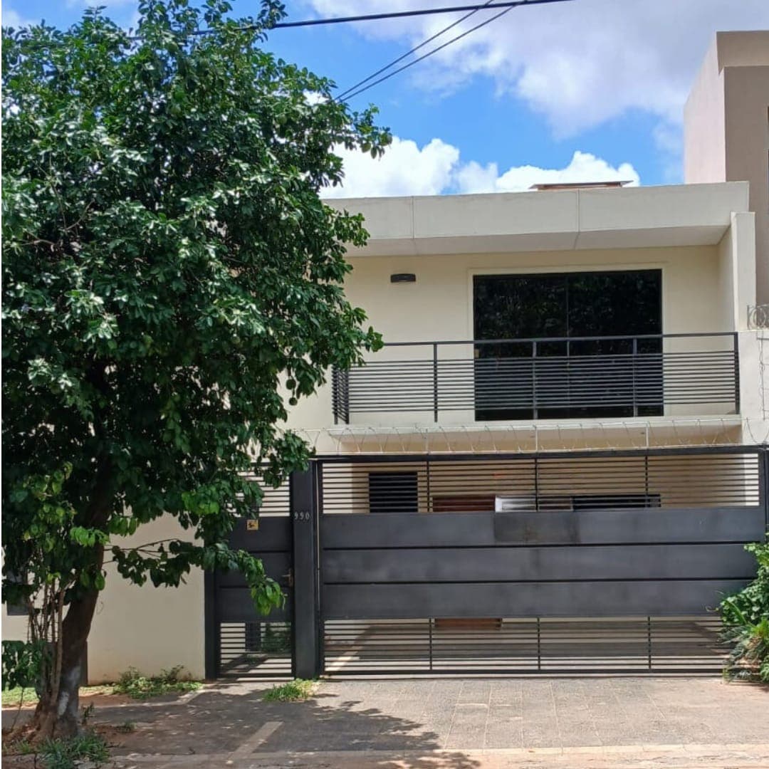 Duplex en barrio Herrera, foto 1
