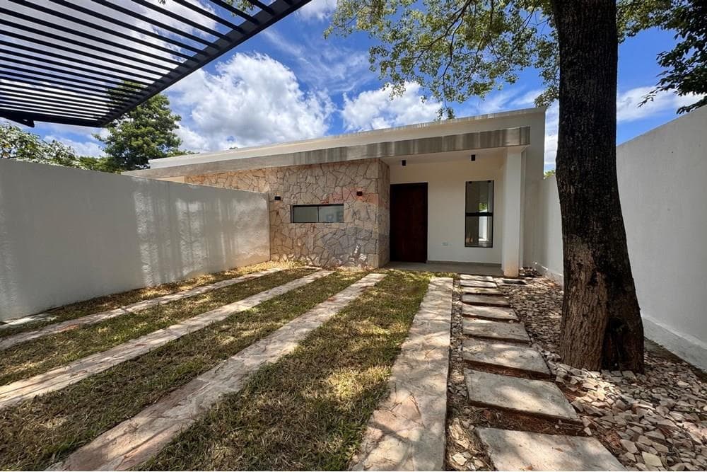 Vendo hermosa casa a estrenar en limpio j.a