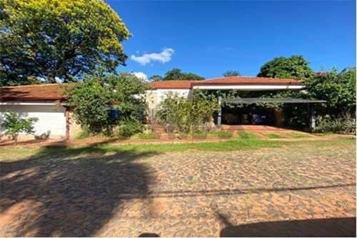 Terreno 1620 m2 barrio cañada