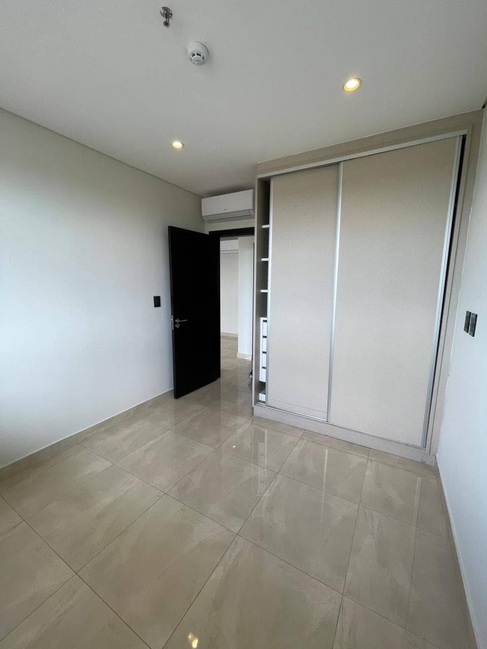 Departamento de dos dormitorios zona molas lópez, foto 2