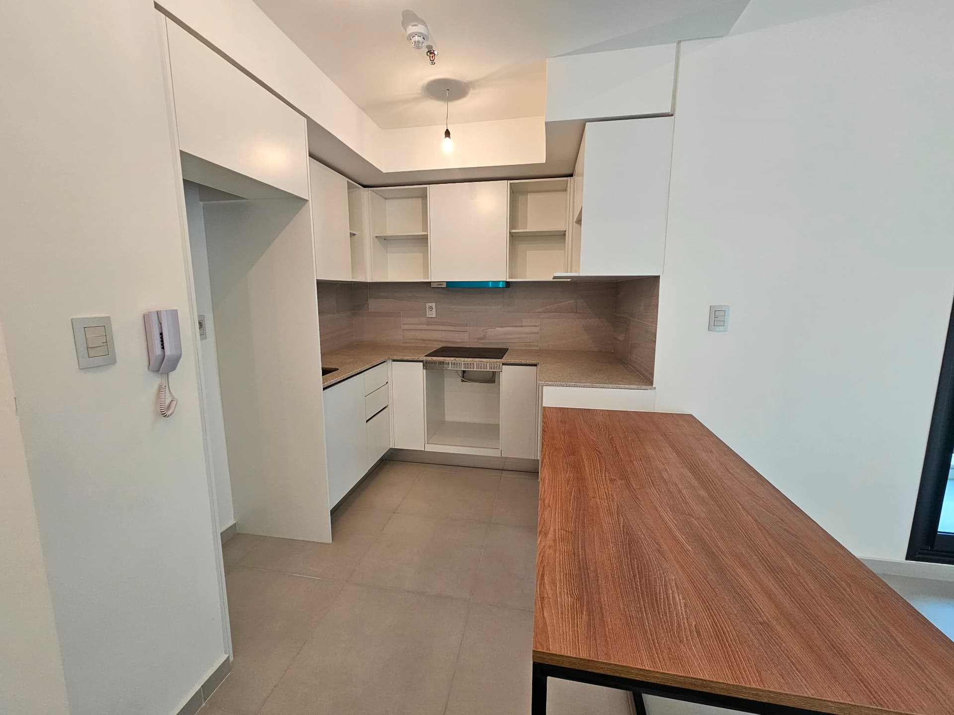 EN VENTA! Departamento De 2 Habs En Las Mercedes, foto 5