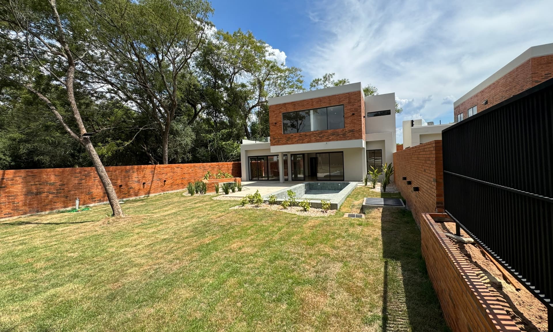 En Venta Residencia A Estrenar En San Bernardino