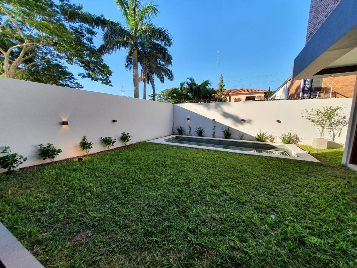 Moderna residencia 4 suites barrio mburucuya — foto 5
