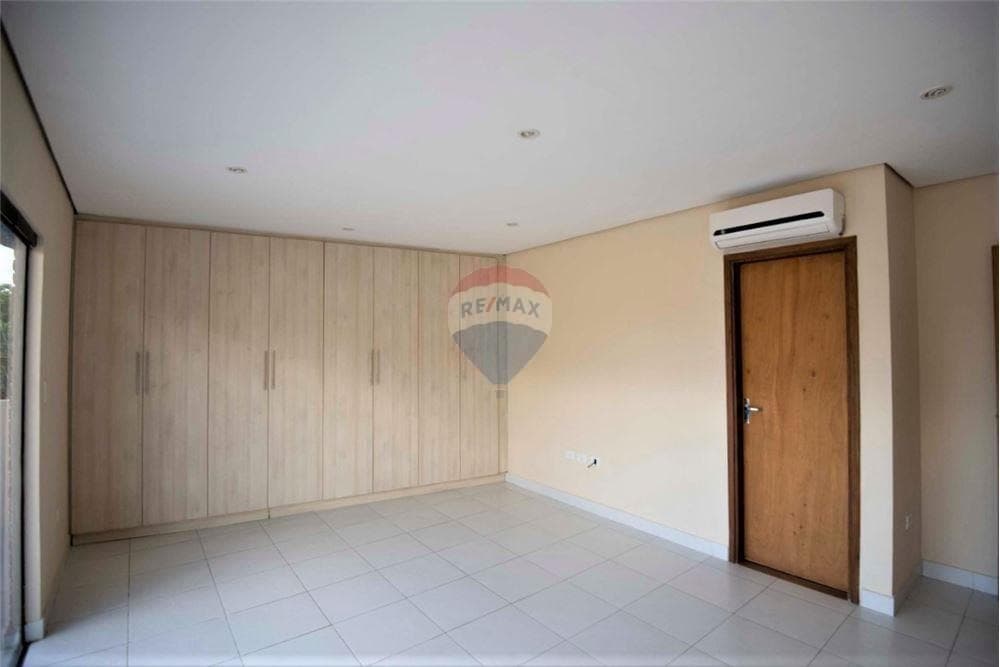 Alquilo hermoso duplex fdo de la mora zona norte