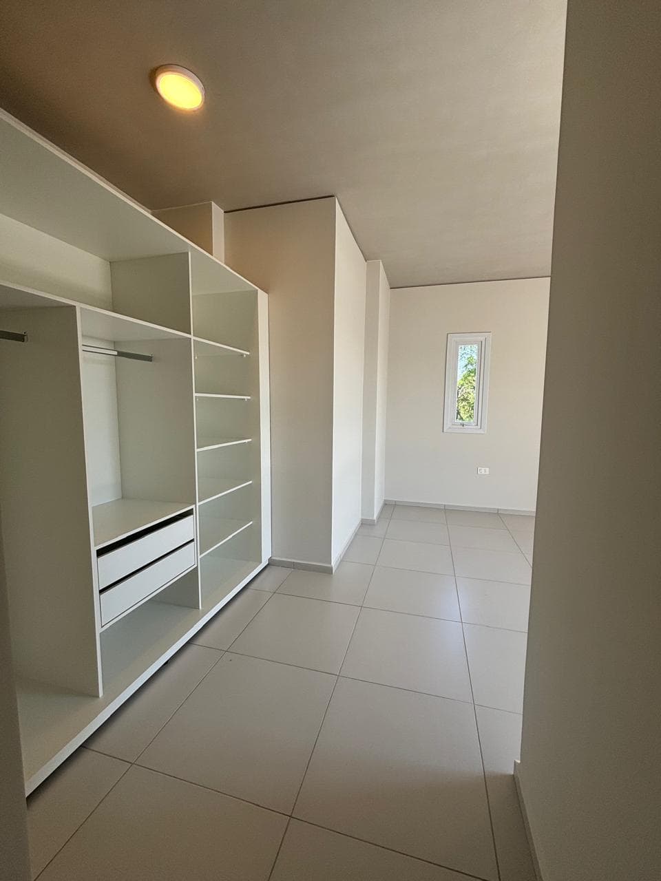 Luque en venta o alquiler amplio departamento de 2 dormitorios — foto 5