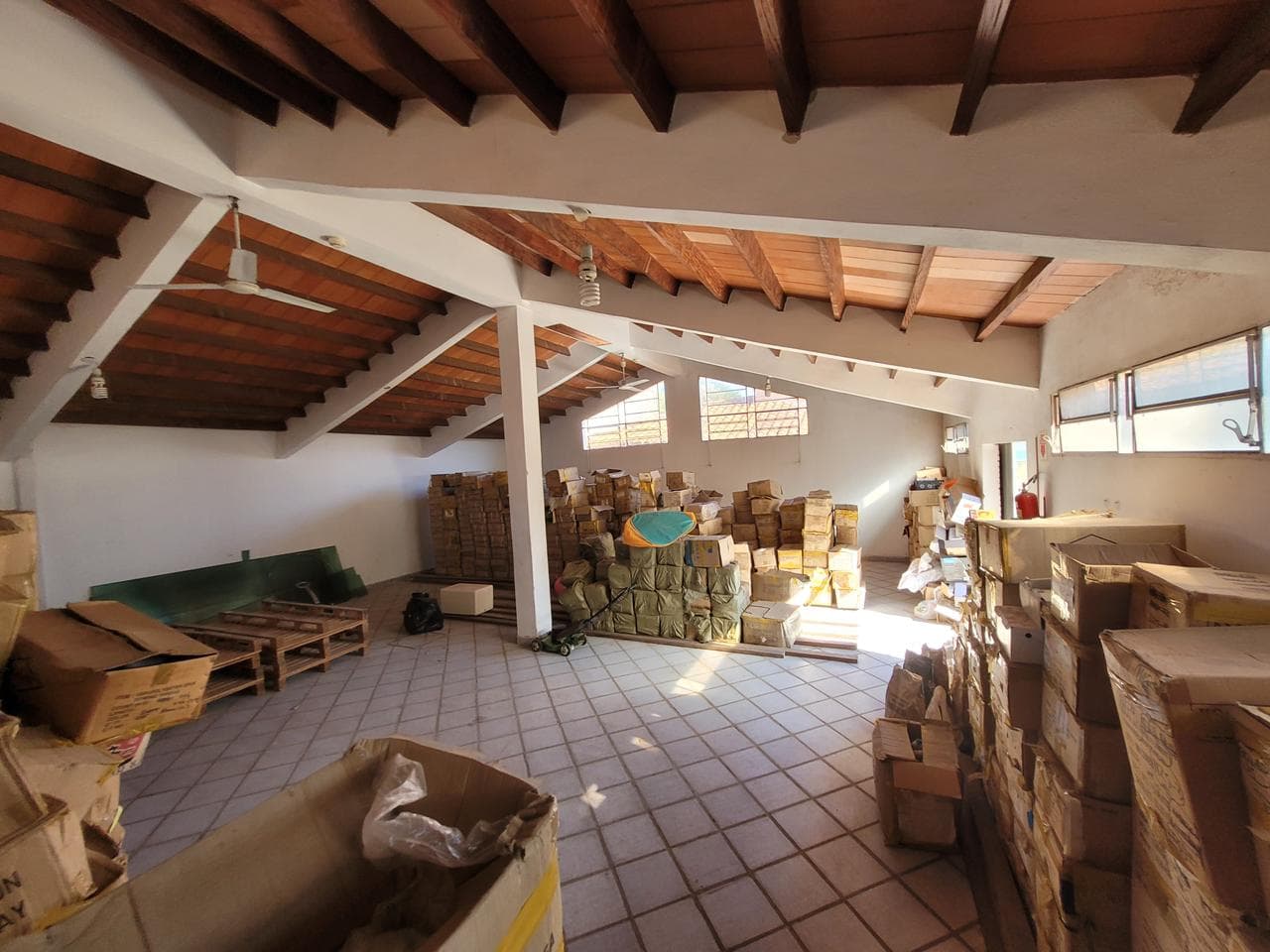amplia residencia en Barrio San Vicente ????, foto 2