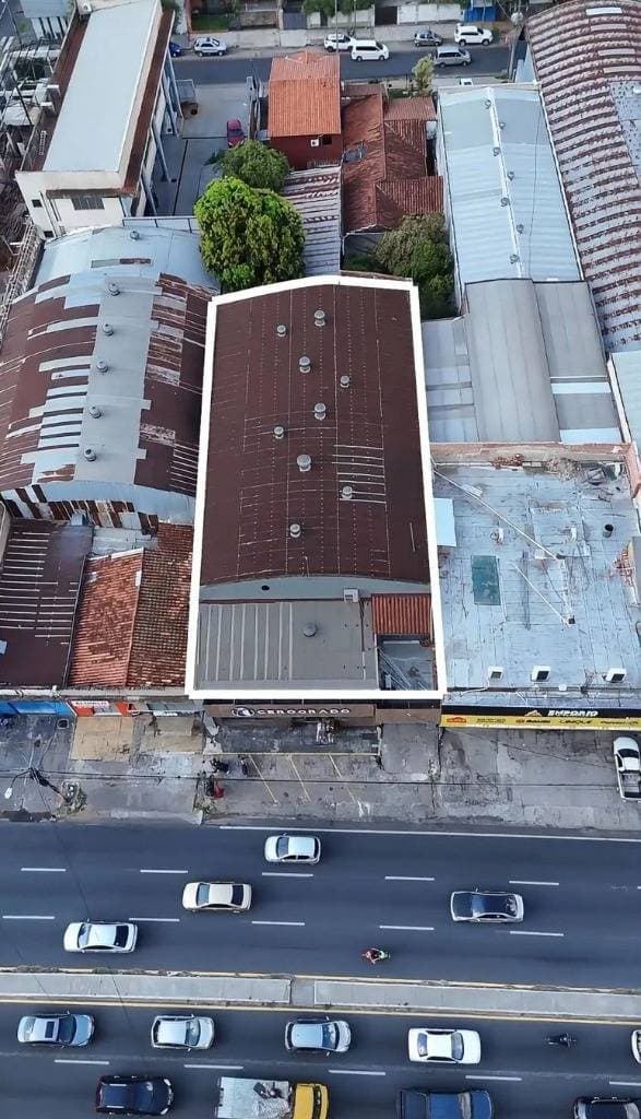 Local Comercial en Venta sobre Av. Eusebio Ayala, Barrio Mburicao, foto 2