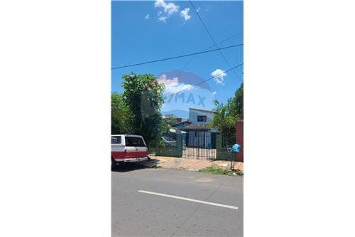Terreno-Venta-PY Asunción Nazareth COD.147